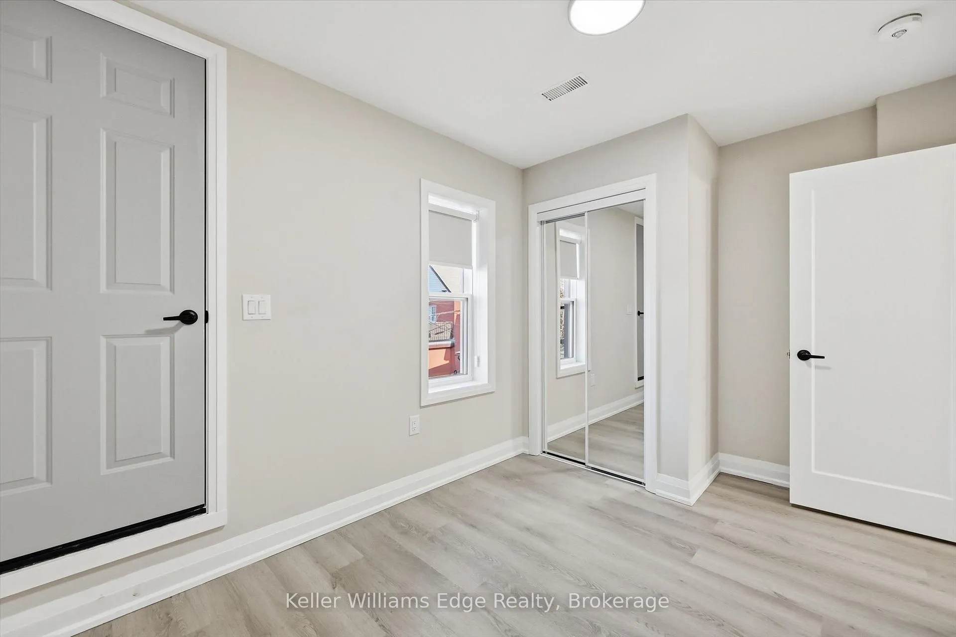 Photo 10 of Unit 3, 489 Cannon Street E, Hamilton, Gibson — HOMEH