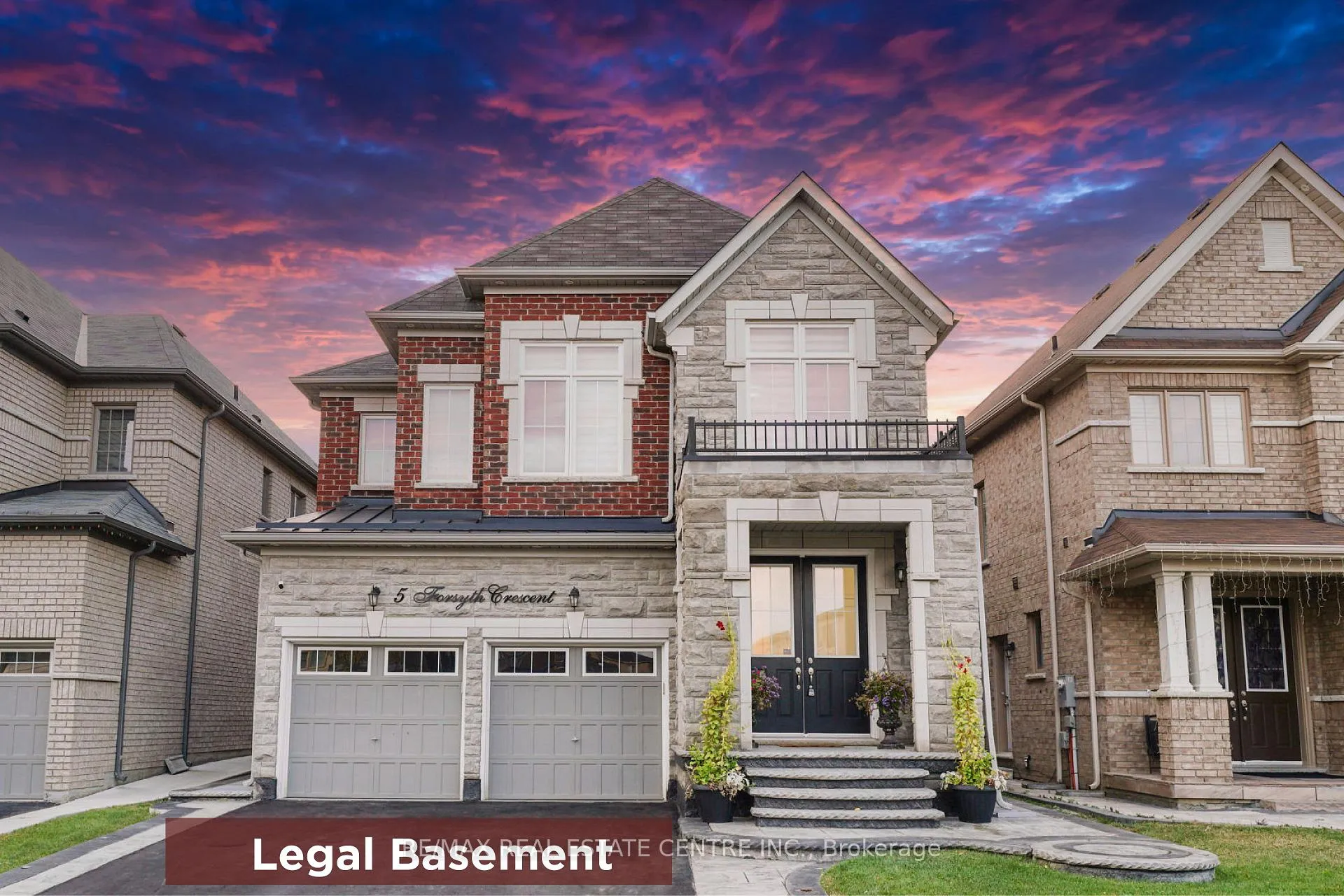 Front of 5 Forsyth Crescent E