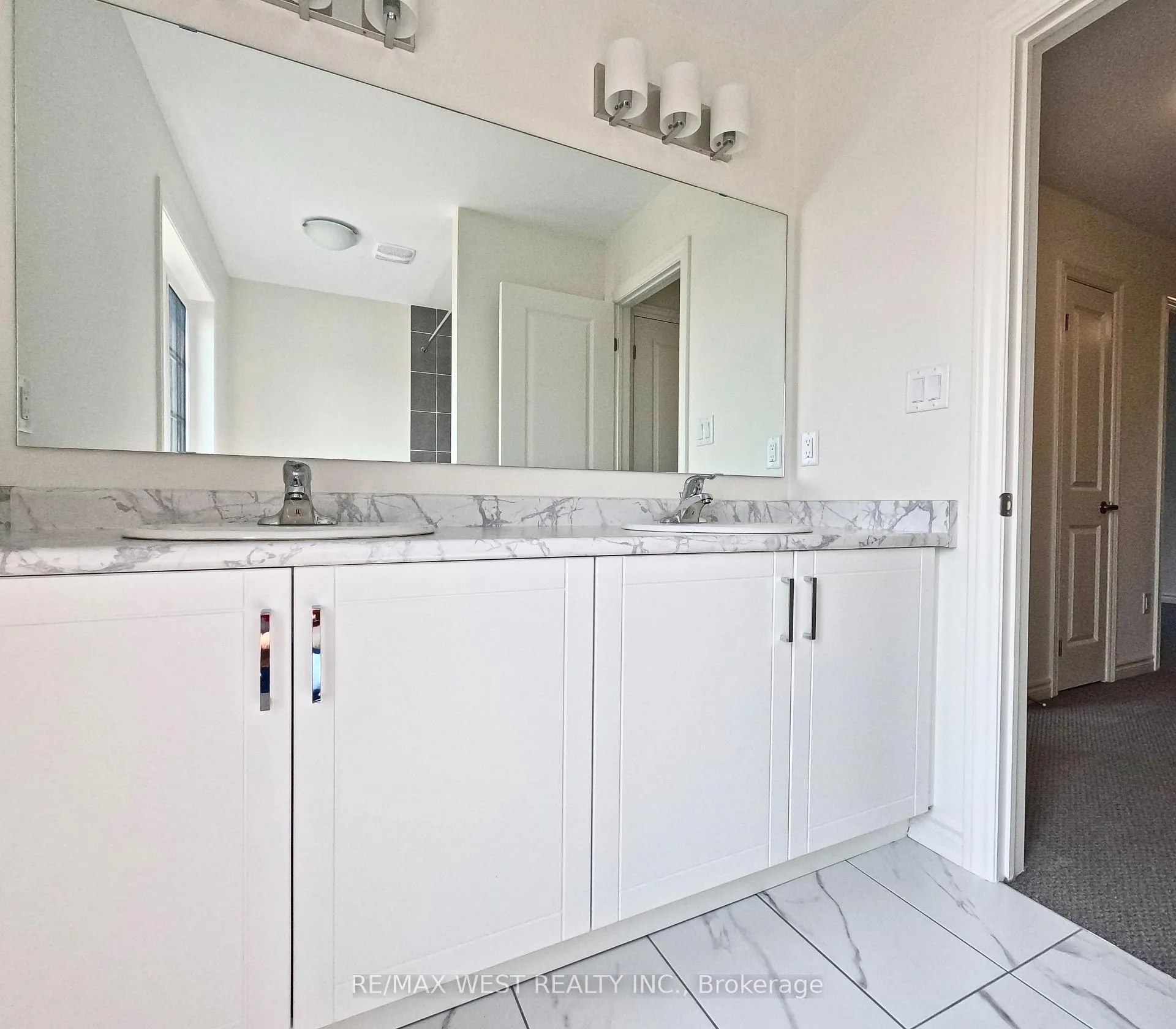 Photo 6 of 246 Mckenzie Drive, Clearview, Stayner — HOMEH
