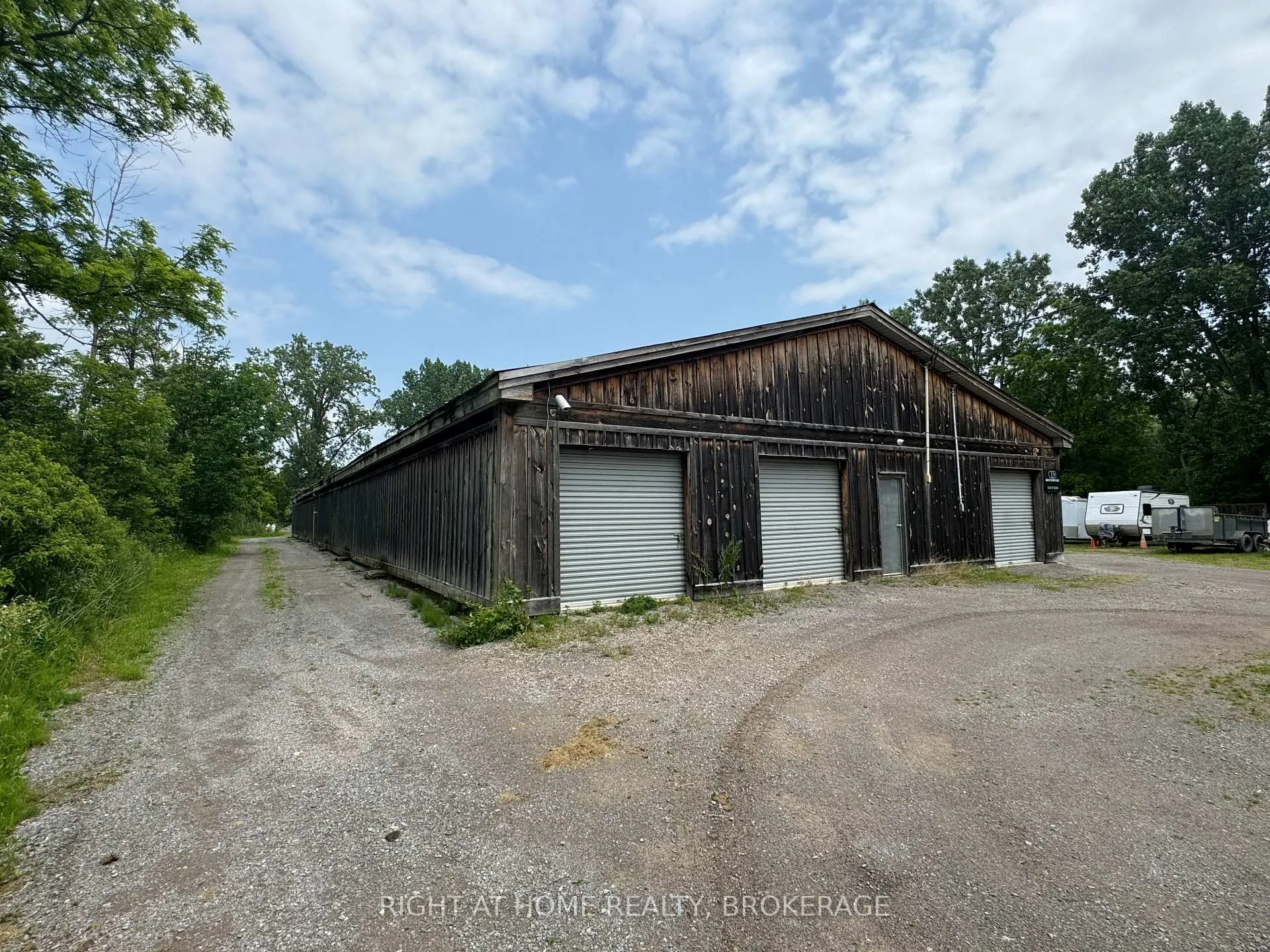 Photo 19 of 706 Highway 6, Hamilton, Rural Flamborough — HOMEH