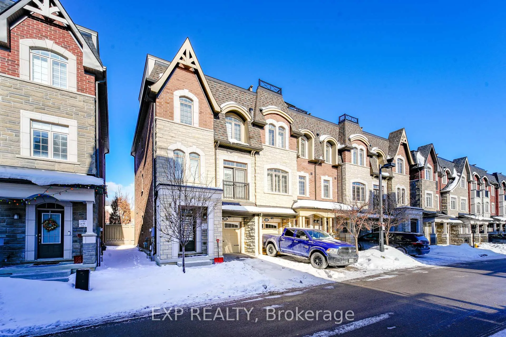 Photo 2 of 62 Ingleside Street, Vaughan, East Woodbridge — HOMEH