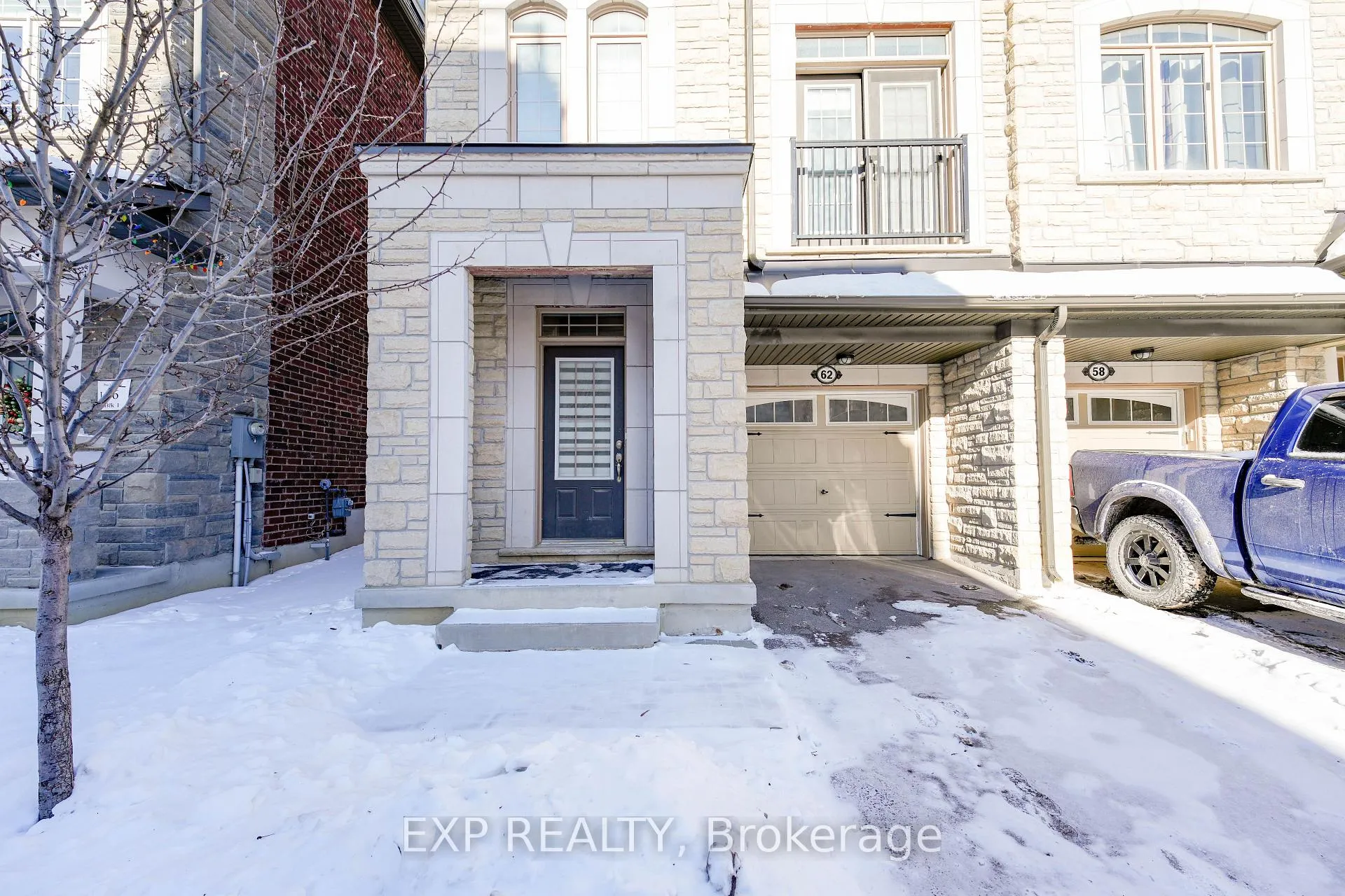 Photo 4 of 62 Ingleside Street, Vaughan, East Woodbridge — HOMEH