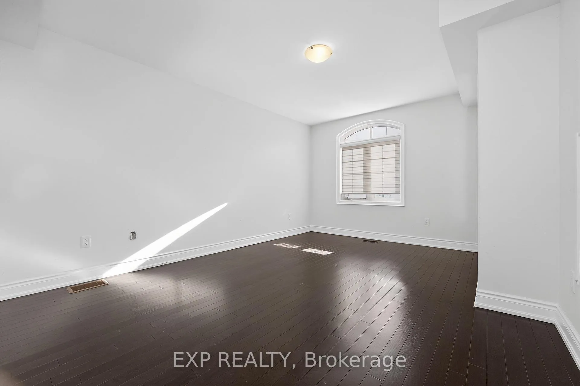 Photo 30 of 62 Ingleside Street, Vaughan, East Woodbridge — HOMEH