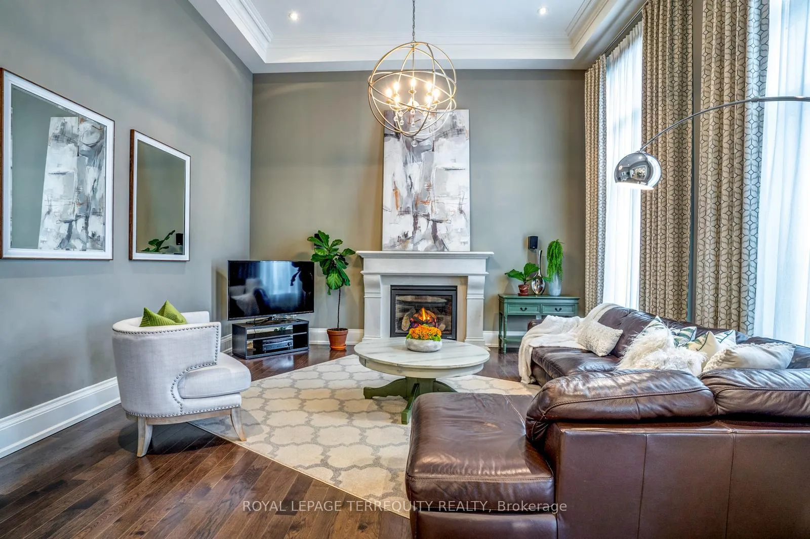 Photo 1 of 21 Langdon Drive, King, King City — HOMEH