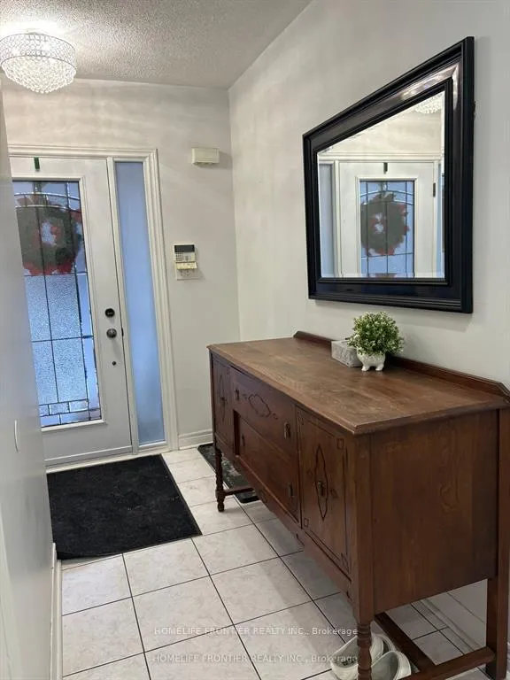 Photo 2 of 106 Casabel Drive W, Vaughan, Vellore Village — HOMEH
