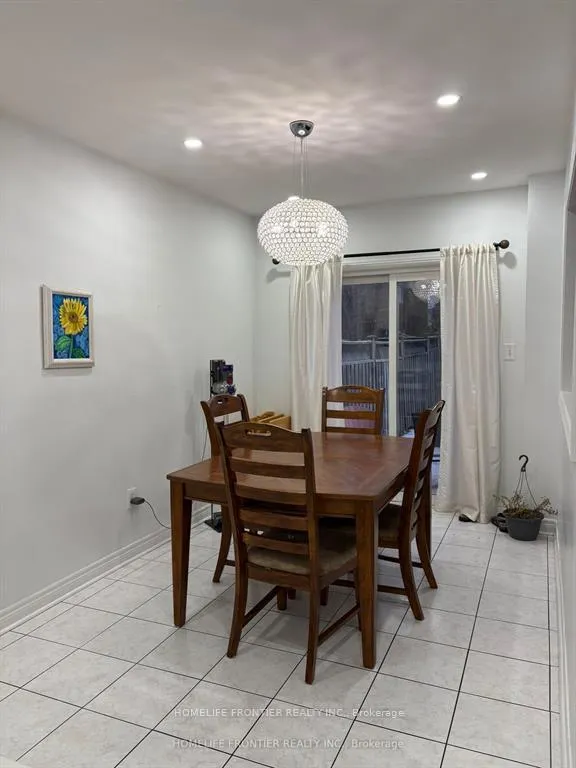Photo 15 of 106 Casabel Drive W, Vaughan, Vellore Village — HOMEH