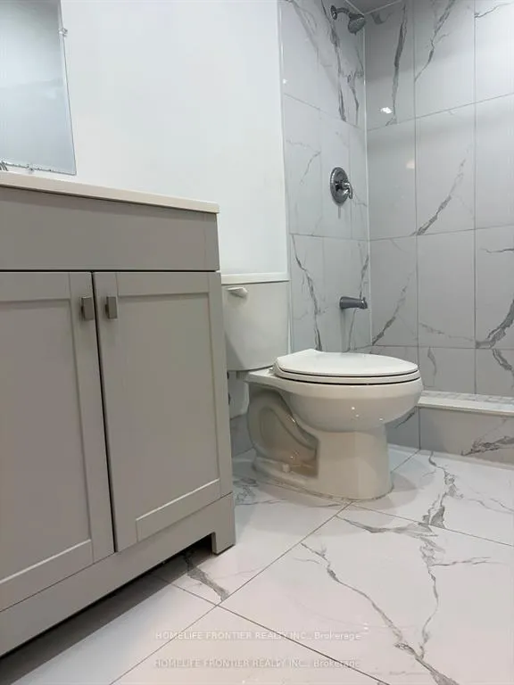 Photo 30 of 106 Casabel Drive W, Vaughan, Vellore Village — HOMEH