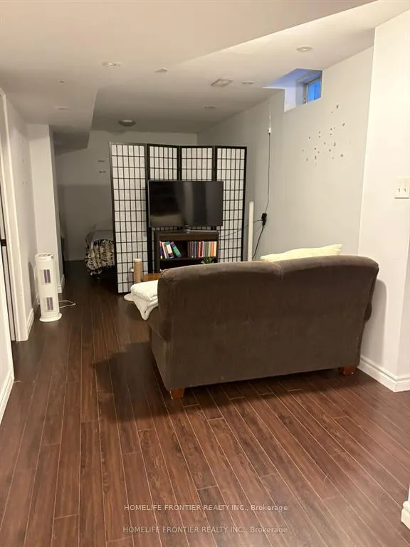 Photo 31 of 106 Casabel Drive W, Vaughan, Vellore Village — HOMEH