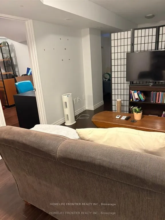 Photo 32 of 106 Casabel Drive W, Vaughan, Vellore Village — HOMEH