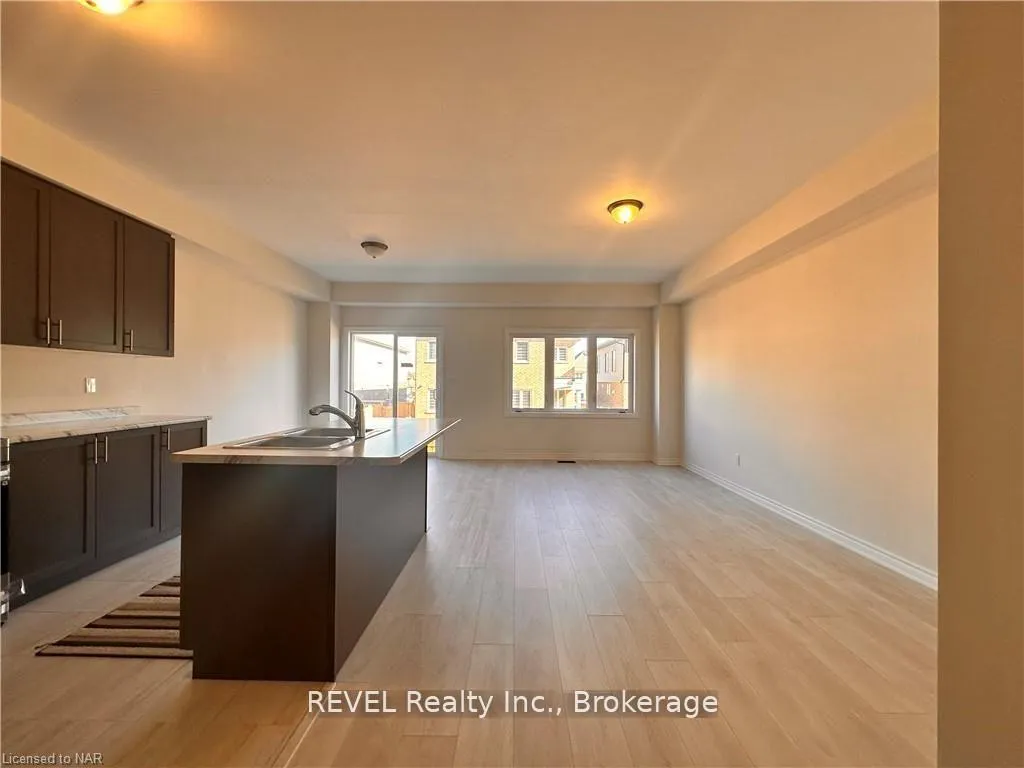 Photo 5 of 29 sapphire Way, Thorold, Rolling Meadows — HOMEH