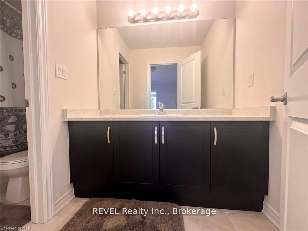 Photo 15 of 29 sapphire Way, Thorold, Rolling Meadows — HOMEH
