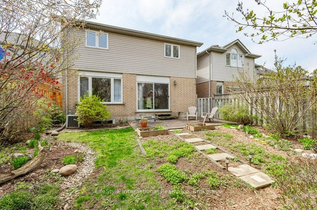 Photo 29 of 5 Camm Crescent, Guelph, Pineridge/Westminster Woods — HOMEH