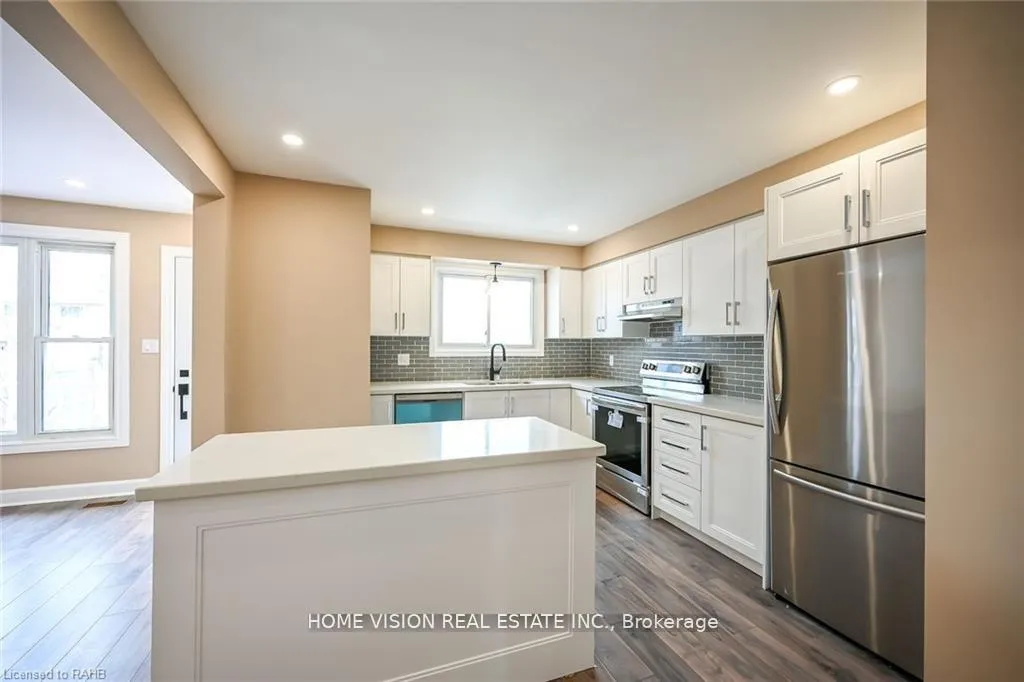 Photo 15 of 659 Upper Wellington Street S, Hamilton, Burkholme — HOMEH