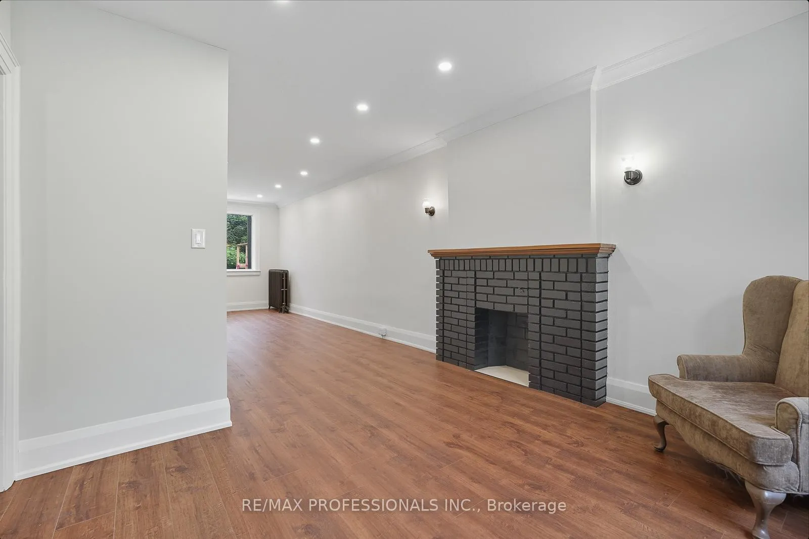 Photo 6 of 45 St Germain Avenue, Toronto, Lawrence Park North — HOMEH