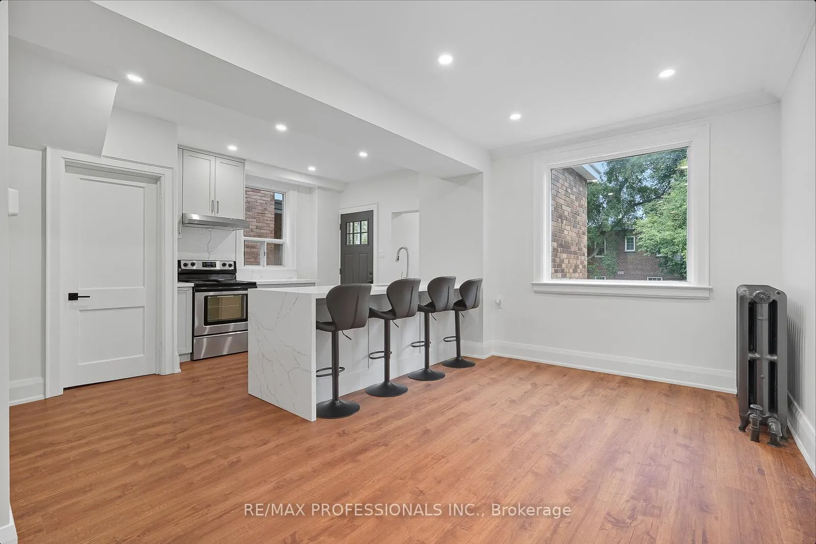 Photo 8 of 45 St Germain Avenue, Toronto, Lawrence Park North — HOMEH