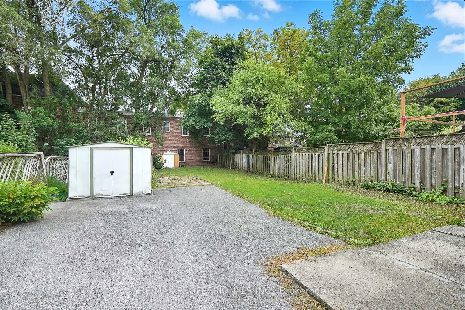 Photo 27 of 45 St Germain Avenue, Toronto, Lawrence Park North — HOMEH