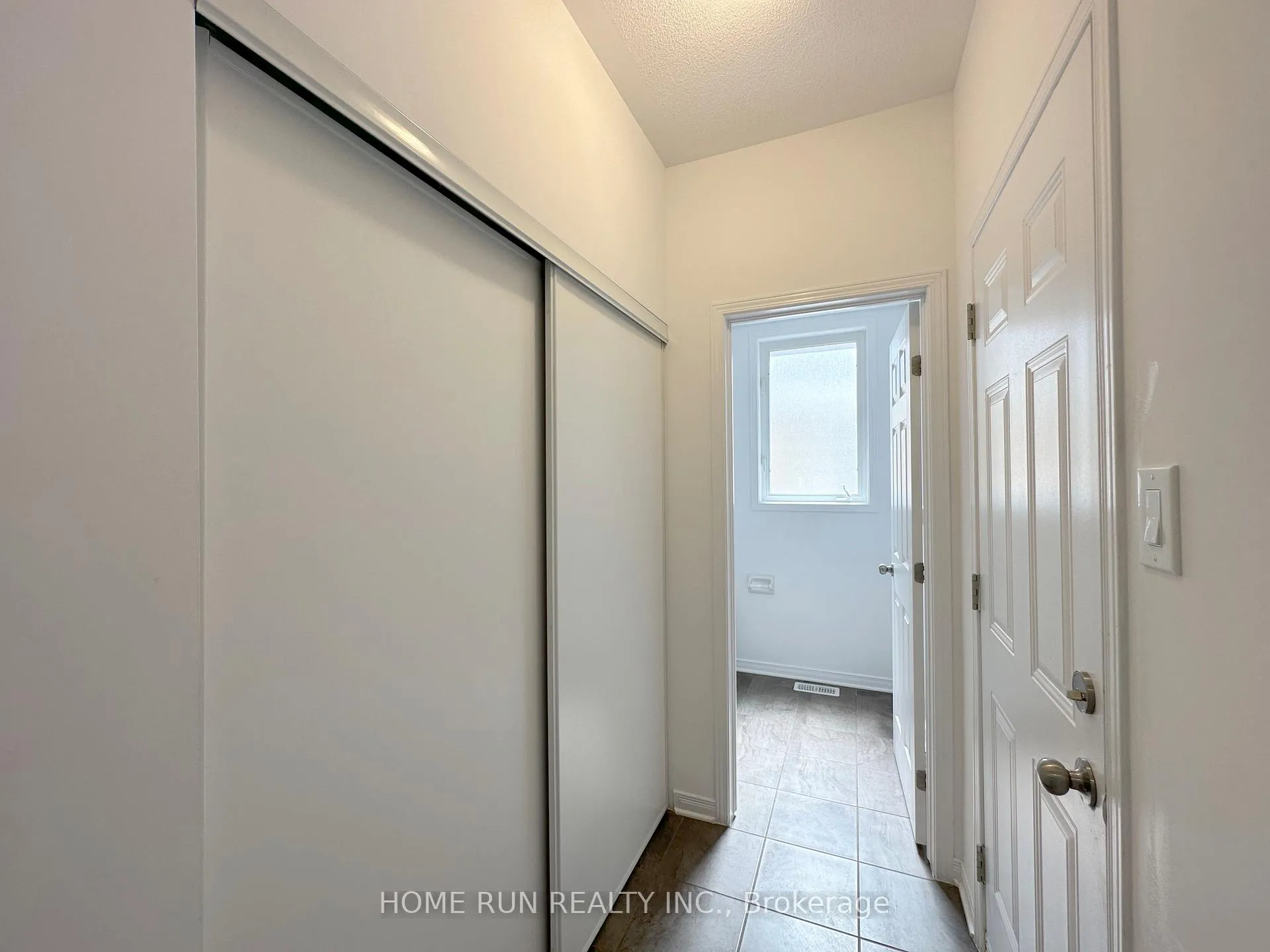 Photo 15 of 193 Balikun Heights, Ottawa, Kanata - Emerald Meadows/Trailwest — HOMEH