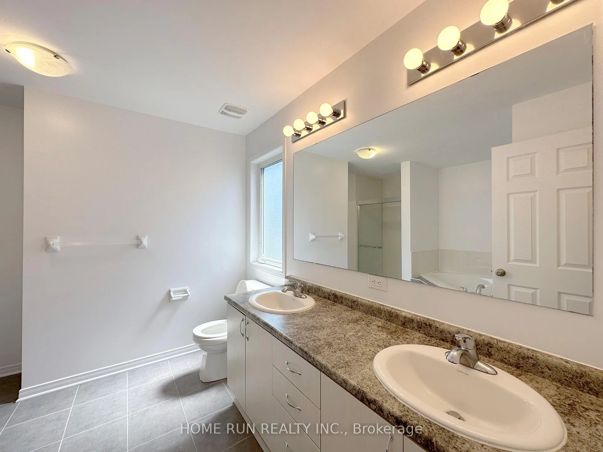 Photo 20 of 193 Balikun Heights, Ottawa, Kanata - Emerald Meadows/Trailwest — HOMEH