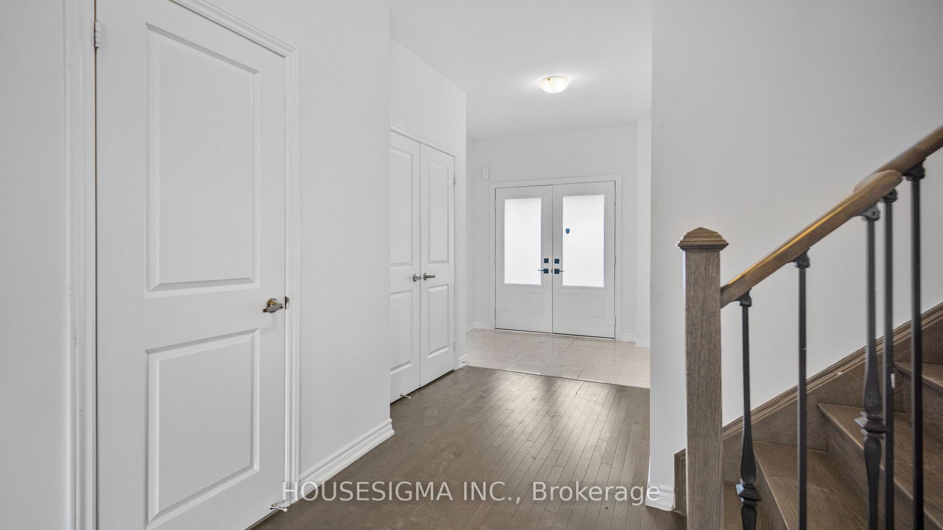 Photo 4 of 13 Muirfield Drive, Barrie, Ardagh — HOMEH
