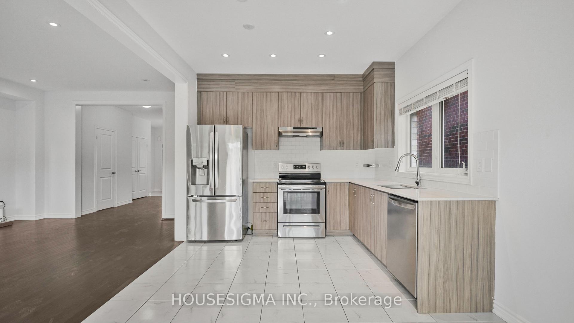 Photo 10 of 13 Muirfield Drive, Barrie, Ardagh — HOMEH