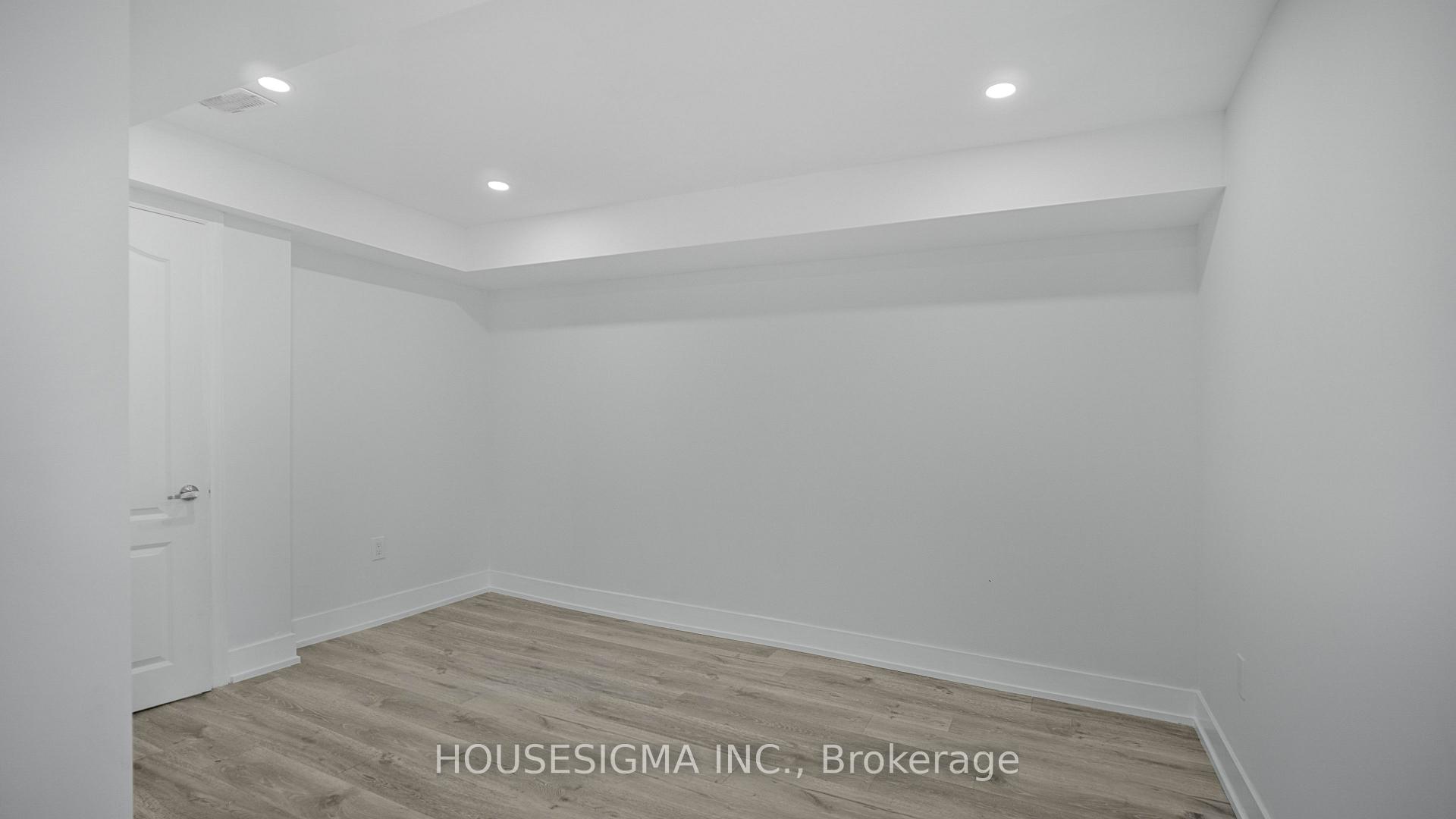 Photo 33 of 13 Muirfield Drive, Barrie, Ardagh — HOMEH
