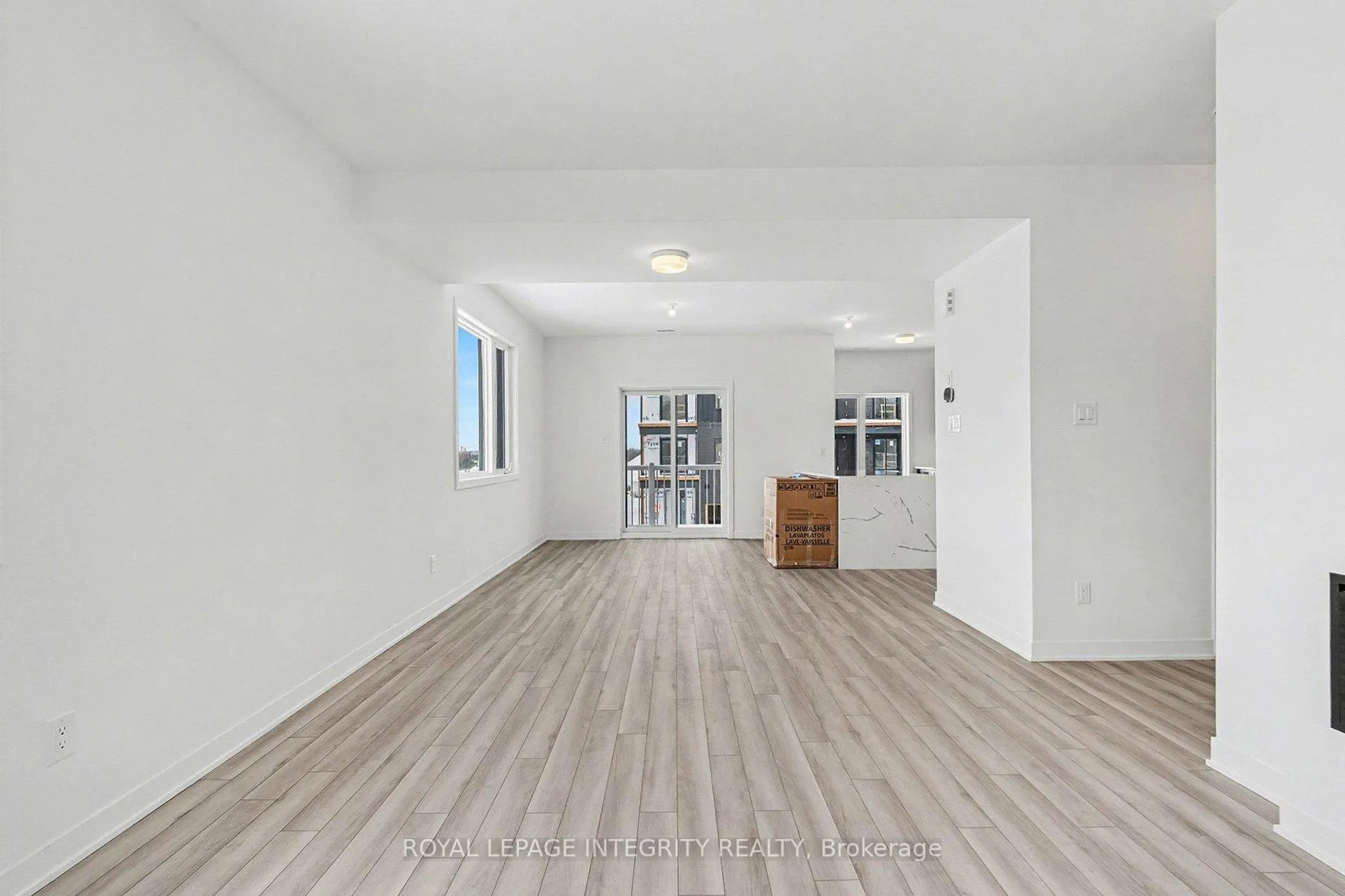 Photo 2 of 800 Demulcent Lane, Ottawa, Kanata - Rural Kanata (Central) — HOMEH