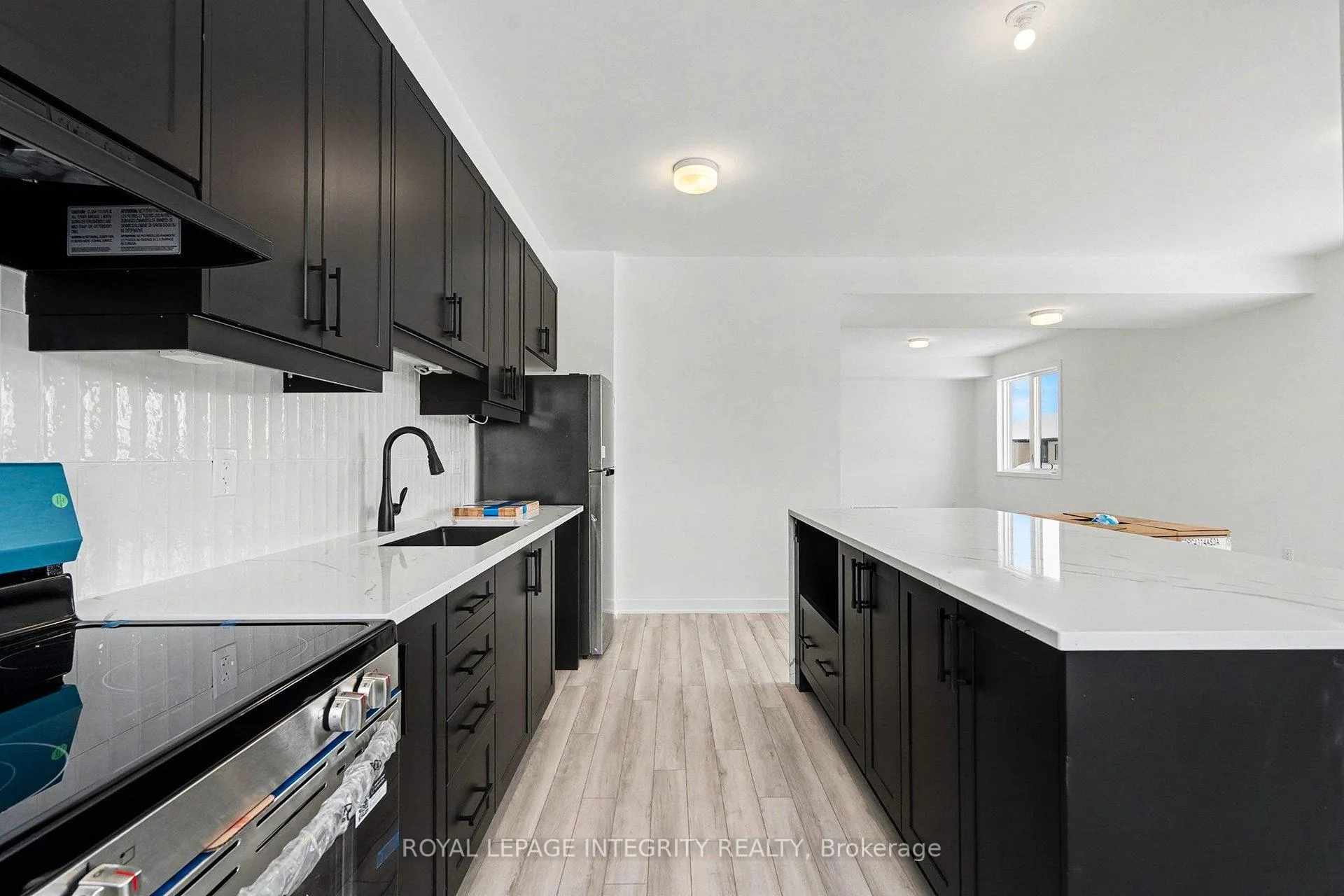 Photo 11 of 800 Demulcent Lane, Ottawa, Kanata - Rural Kanata (Central) — HOMEH