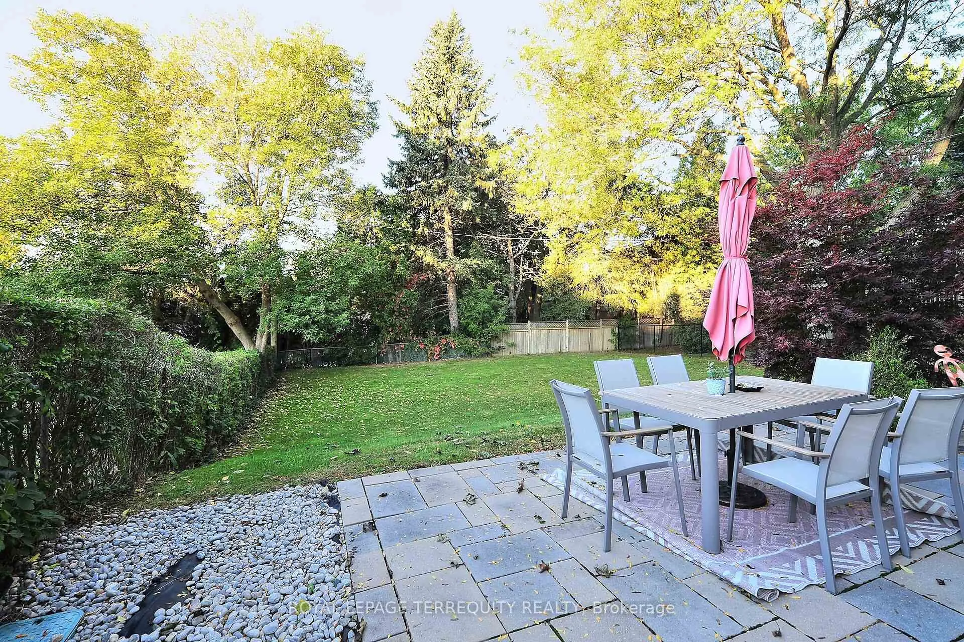 Photo 14 of 34 Wildrose Crescent E, Markham, Bayview Glen — HOMEH