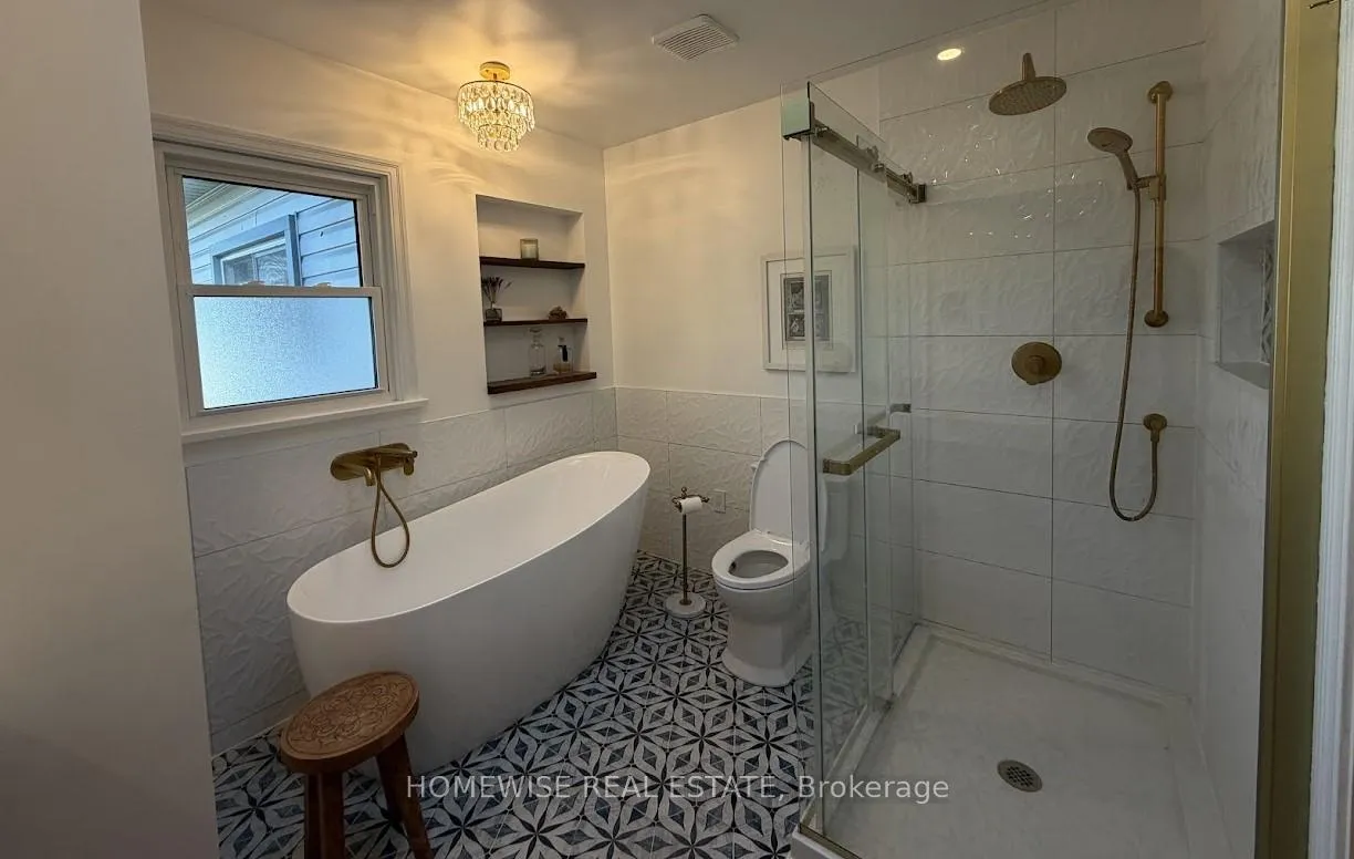 Photo 7 of 15 Lakeview Avenue, St. Catharines, Lakeshore — HOMEH