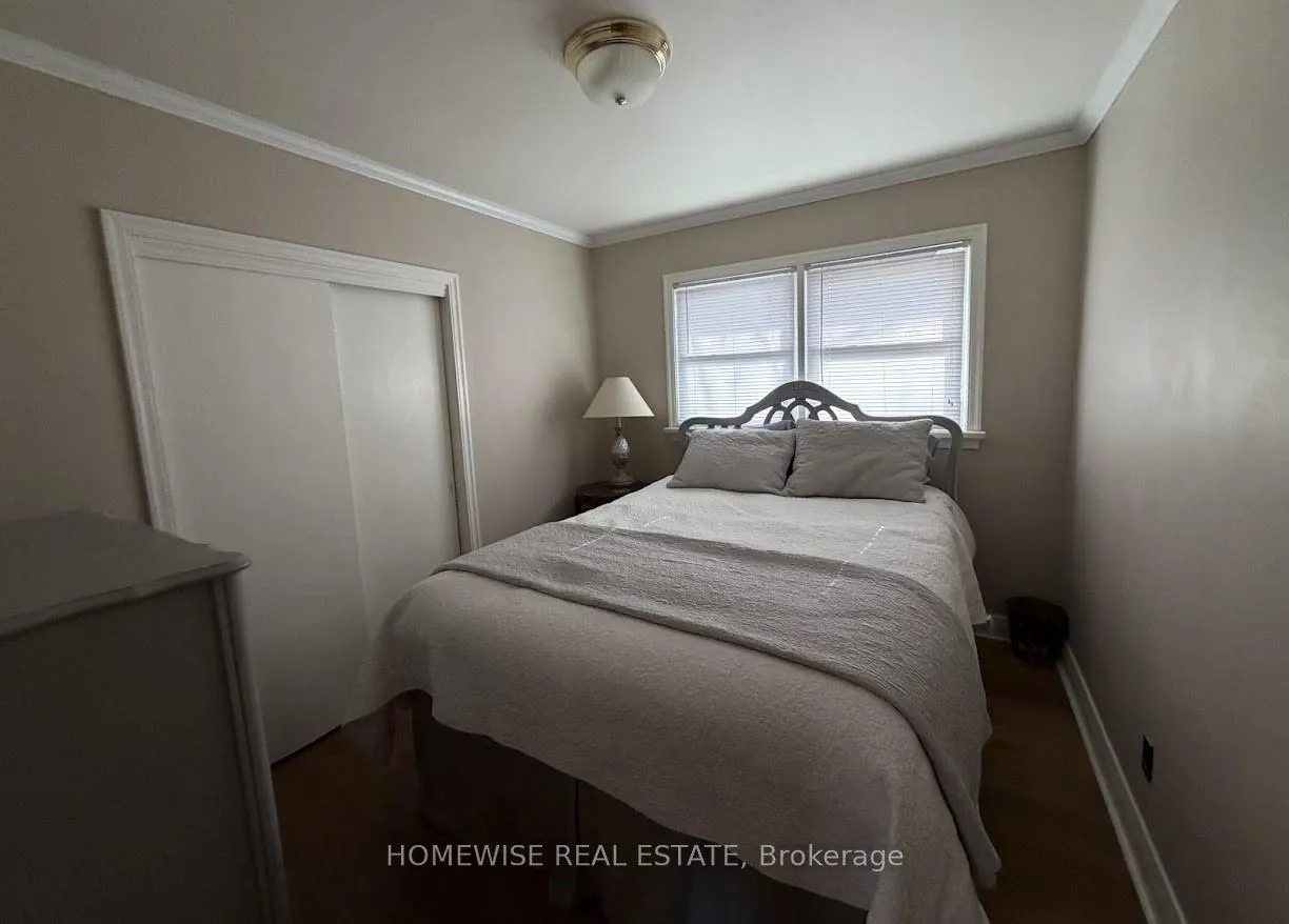 Photo 11 of 15 Lakeview Avenue, St. Catharines, Lakeshore — HOMEH