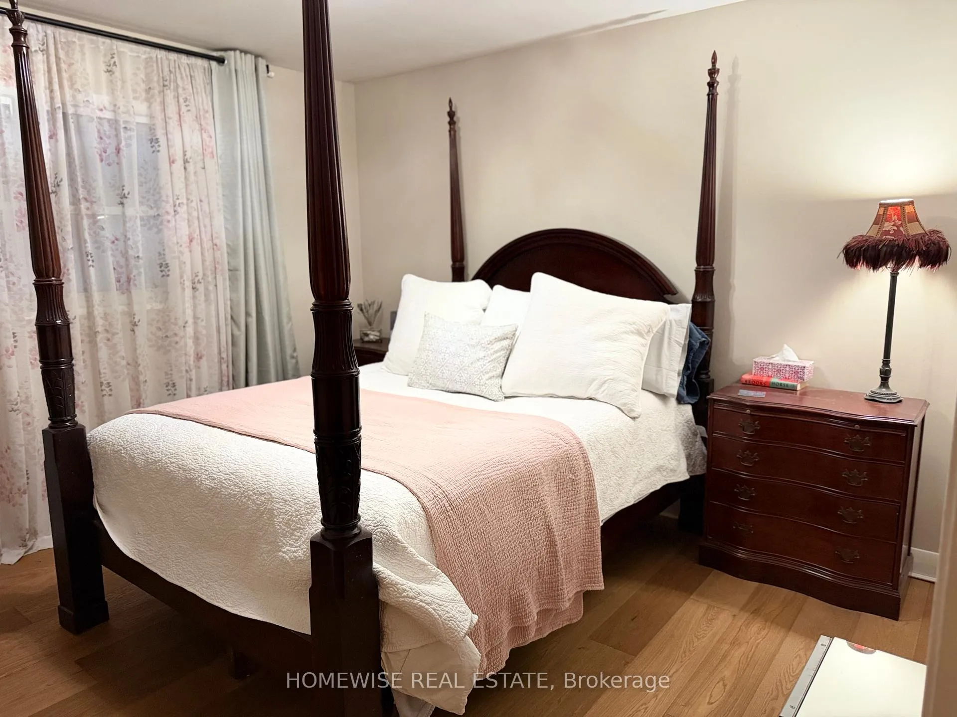 Photo 12 of 15 Lakeview Avenue, St. Catharines, Lakeshore — HOMEH