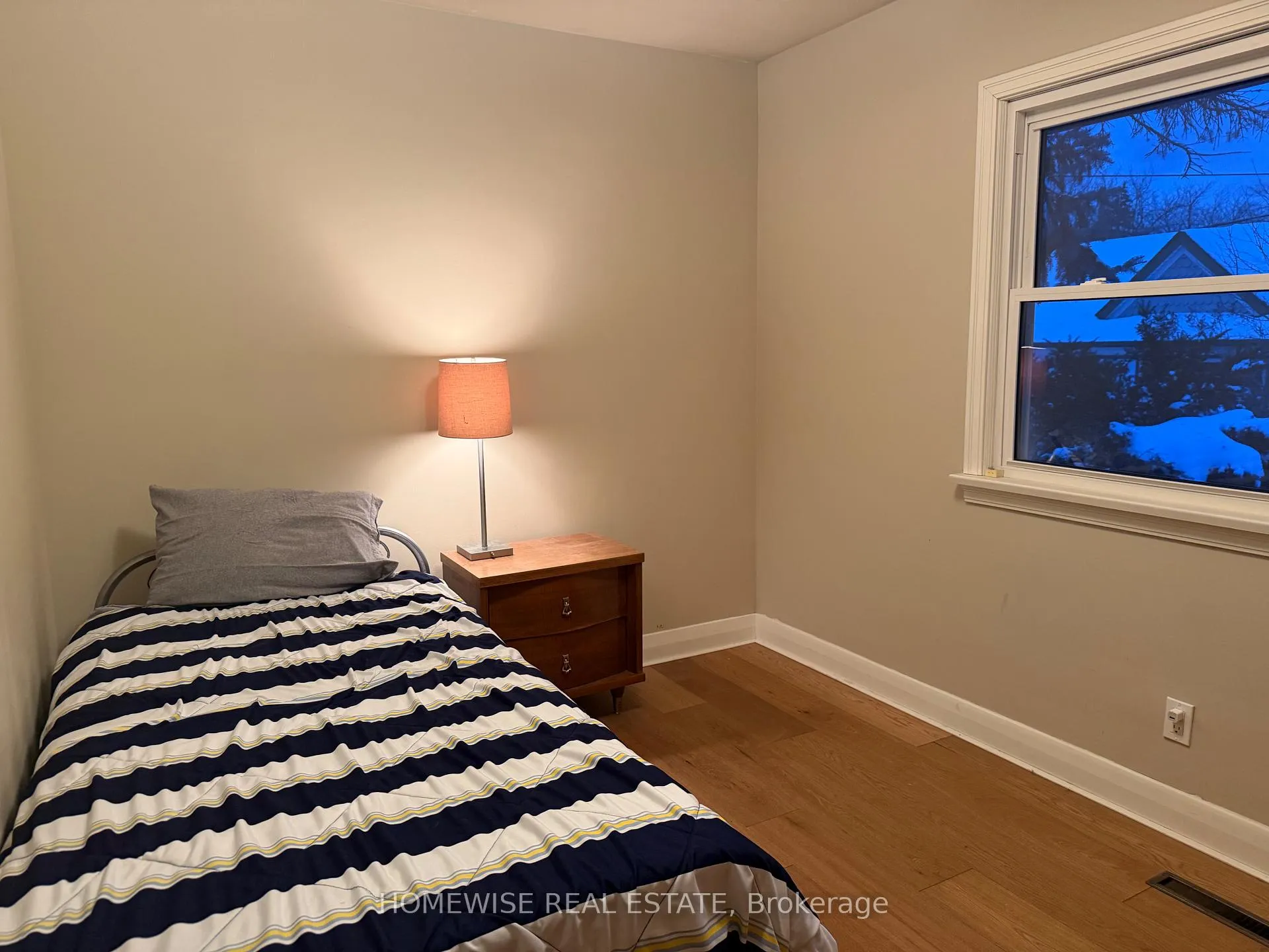 Photo 13 of 15 Lakeview Avenue, St. Catharines, Lakeshore — HOMEH