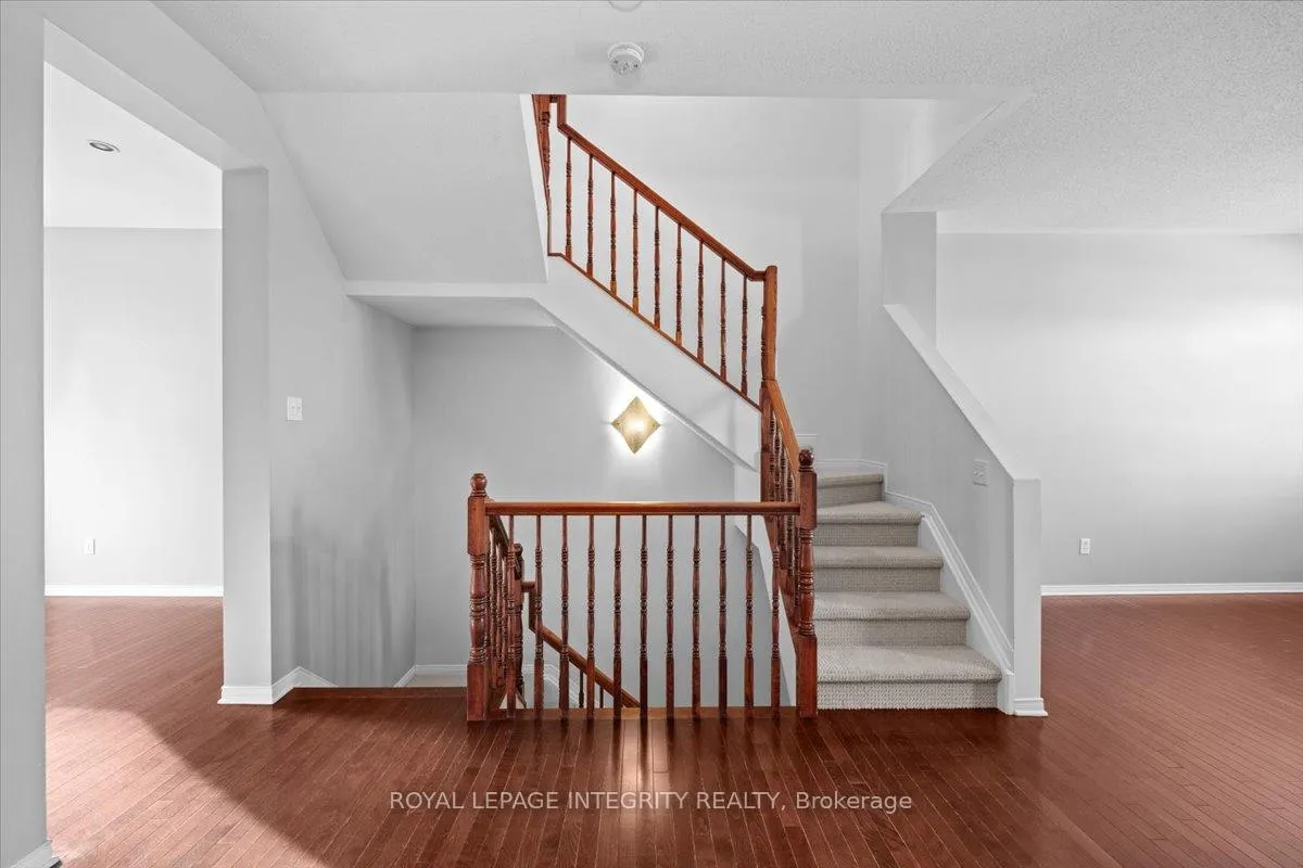 Photo 4 of 180 Clearview Avenue, Ottawa, Westboro North — HOMEH