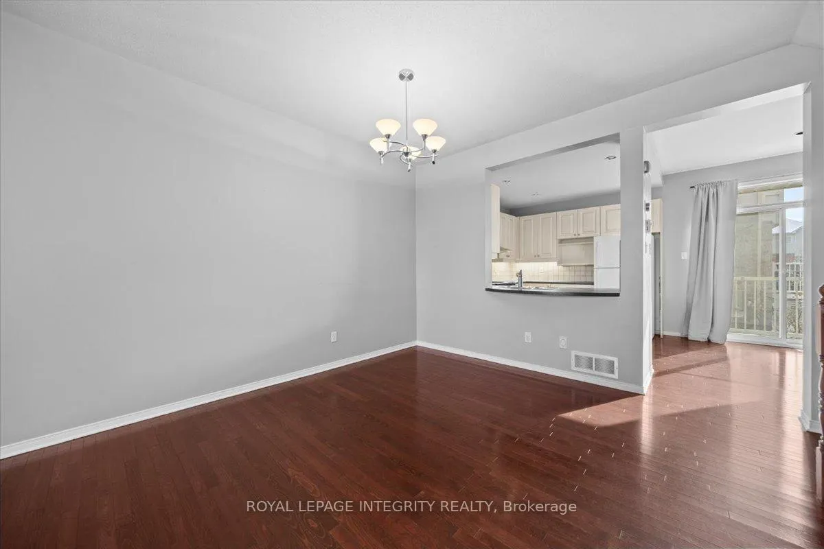 Photo 7 of 180 Clearview Avenue, Ottawa, Westboro North — HOMEH