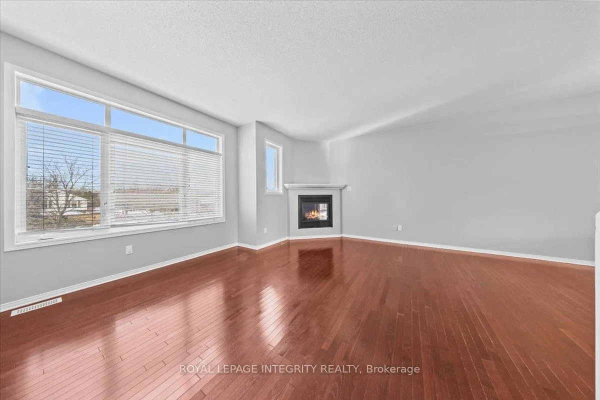 Photo 10 of 180 Clearview Avenue, Ottawa, Westboro North — HOMEH