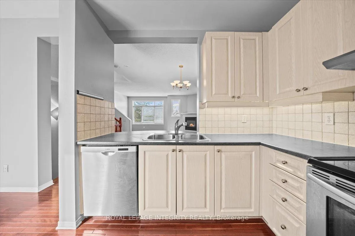 Photo 15 of 180 Clearview Avenue, Ottawa, Westboro North — HOMEH