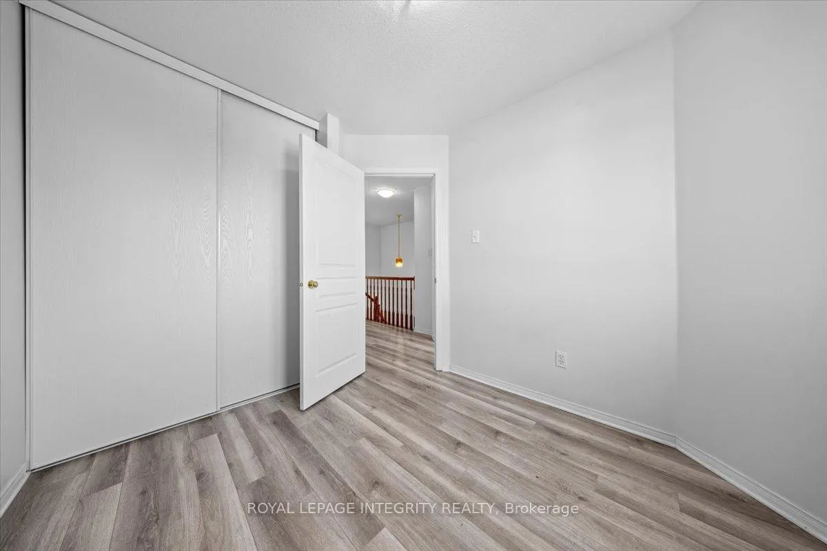 Photo 29 of 180 Clearview Avenue, Ottawa, Westboro North — HOMEH