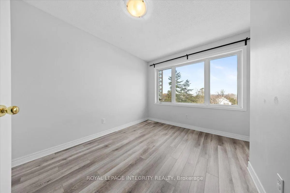 Photo 30 of 180 Clearview Avenue, Ottawa, Westboro North — HOMEH