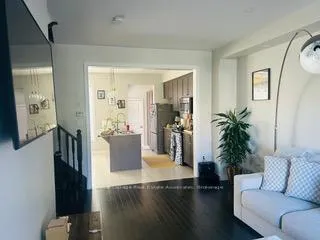 Photo 5 of 107 East's Corners Boulevard, Vaughan, Kleinburg — HOMEH