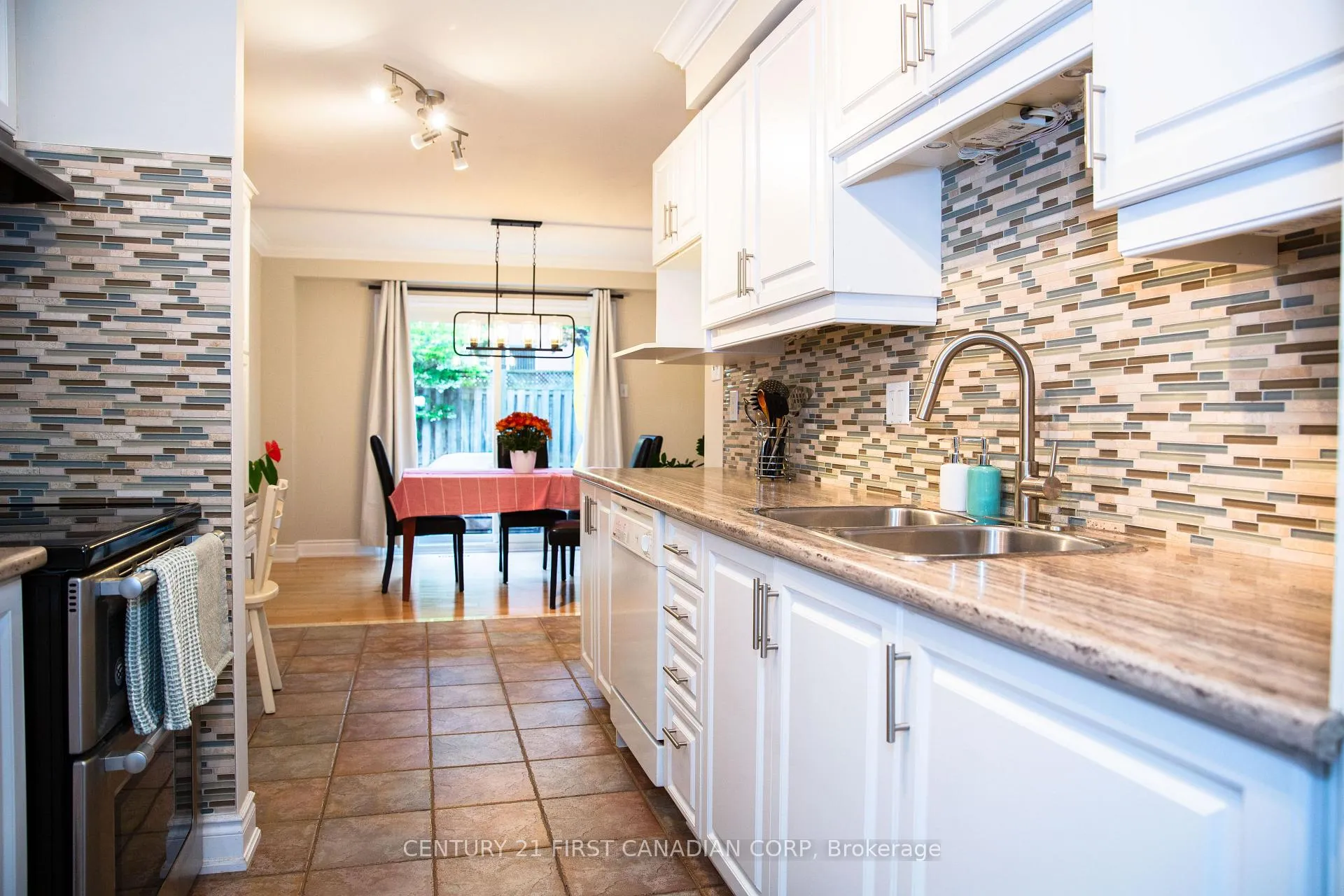 Photo 16 of 19 Ross Linton Drive, Aurora, Aurora Highlands — HOMEH