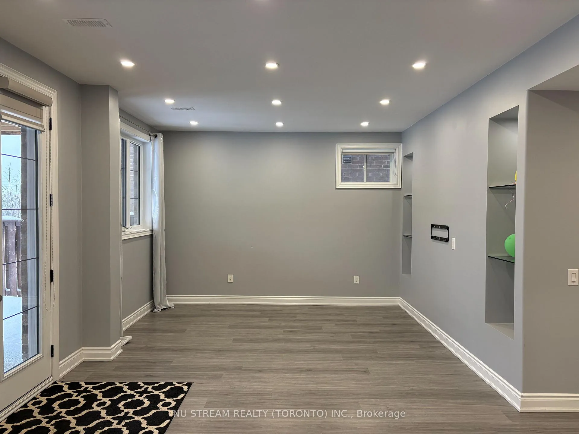 Photo 6 of Unit Lower, 45 Hurst Avenue, Vaughan, Patterson — HOMEH