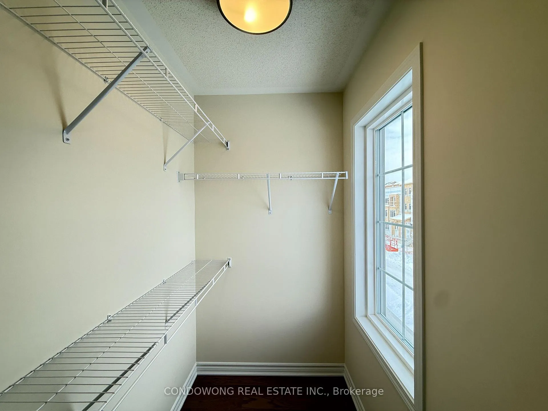 Photo 7 of 101 Avani Avenue, Markham, Rural Markham — HOMEH