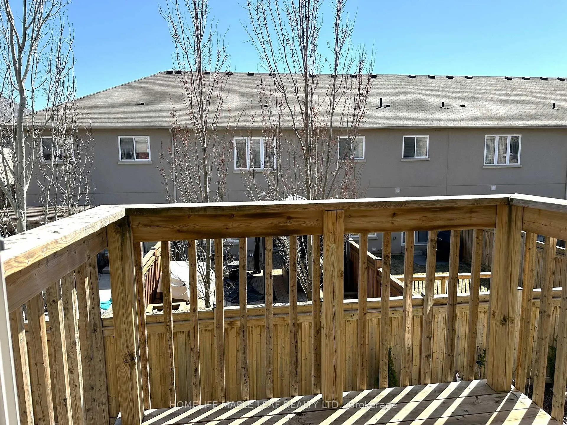 Photo 18 of 26 Borers Creek Circle, Hamilton, Waterdown — HOMEH