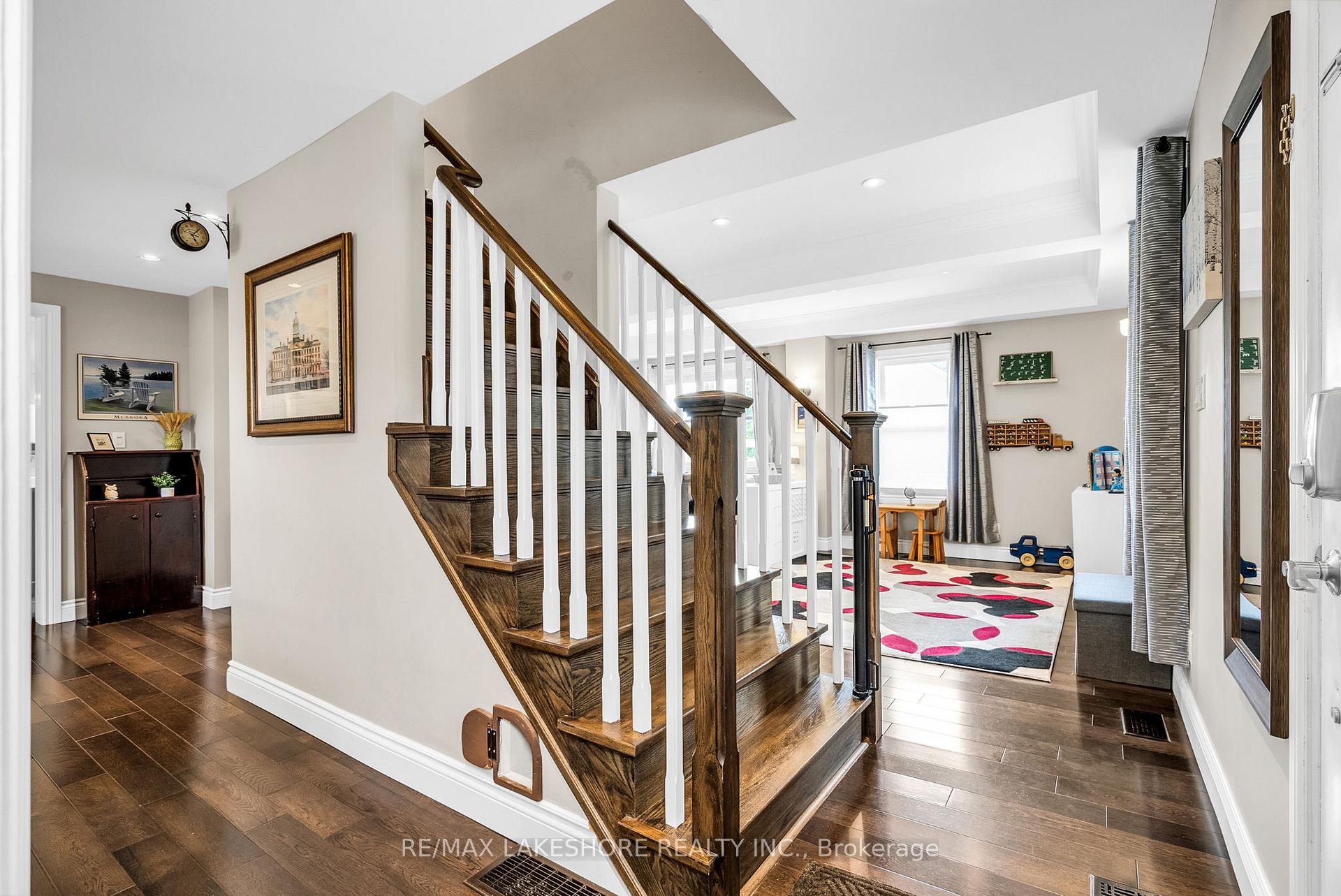 Photo 5 of 231 Perry Street, Cobourg — HOMEH
