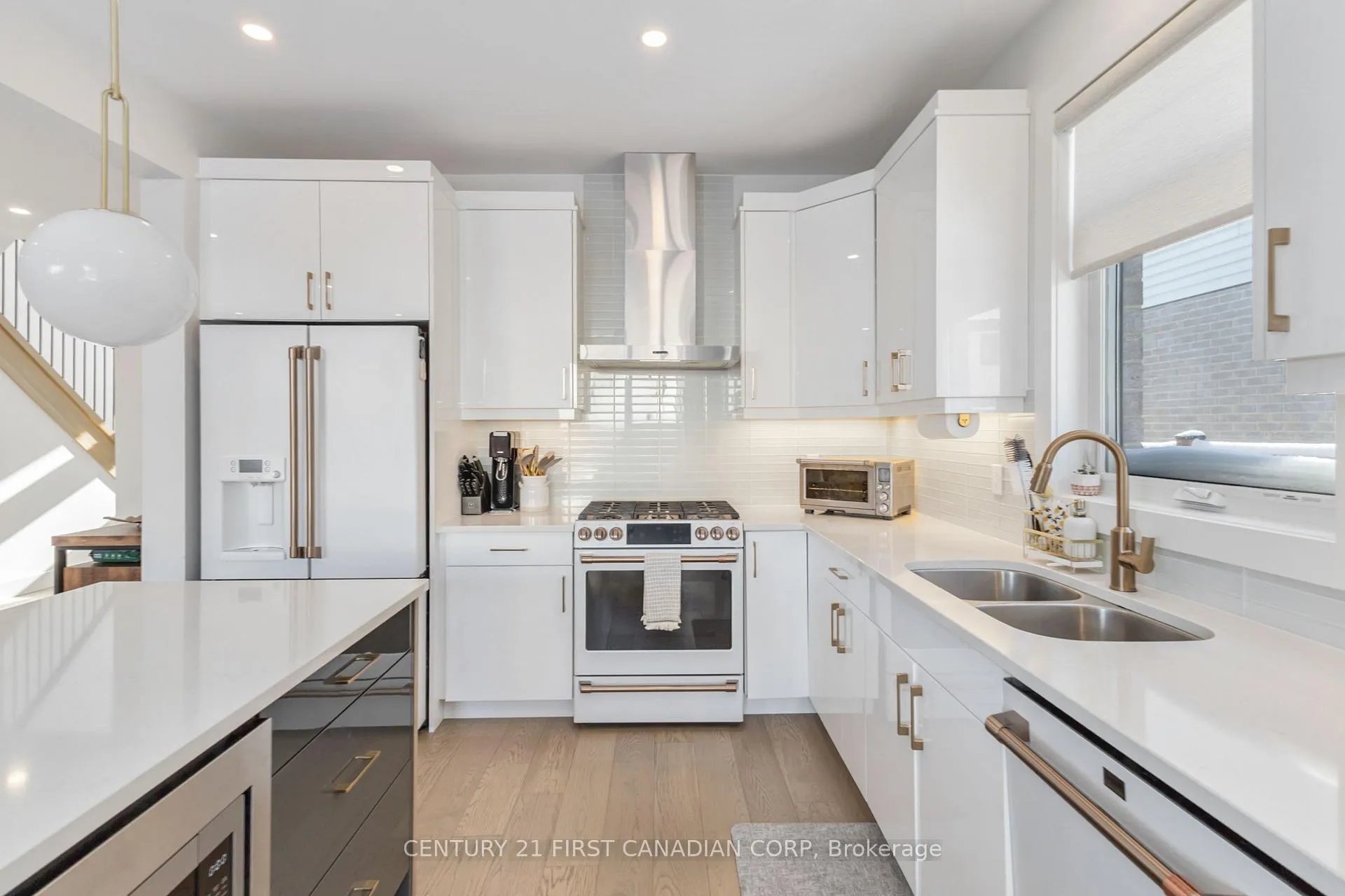 Photo 13 of 184 Crestview Drive, Middlesex Centre, Rural Middlesex Centre — HOMEH