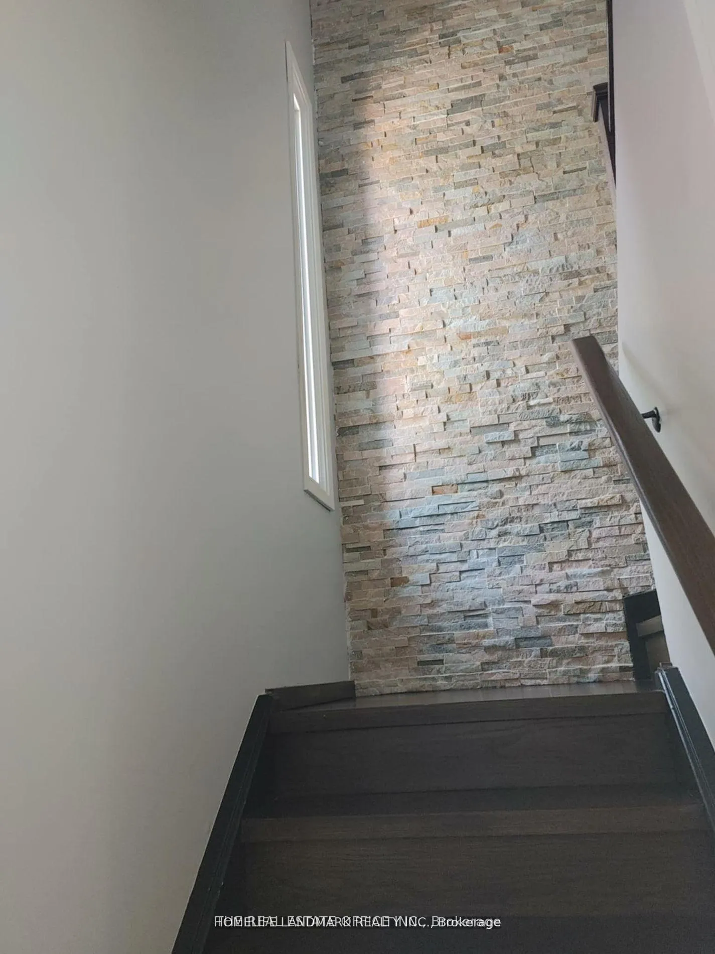 Photo 7 of 59 Kirby Crescent S, Whitby, Blue Grass Meadows — HOMEH