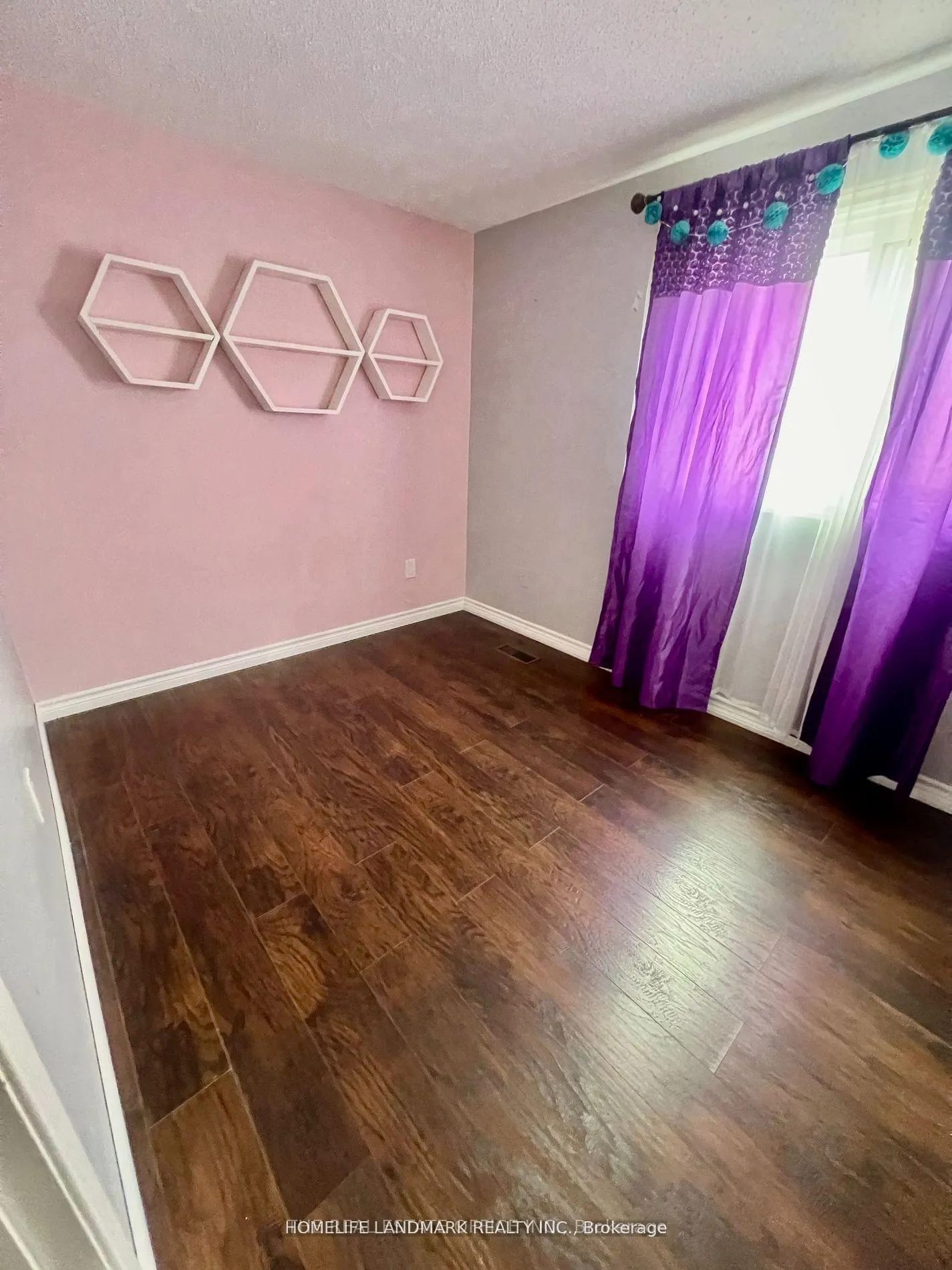 Photo 12 of 59 Kirby Crescent S, Whitby, Blue Grass Meadows — HOMEH