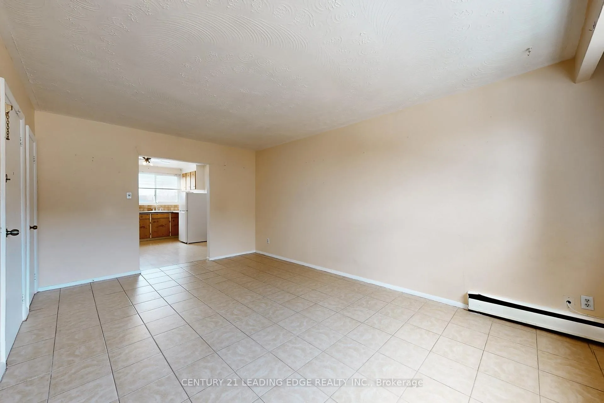 Photo 16 of Unit 6, 97 Elgin Street W, Oshawa, O'Neill — HOMEH