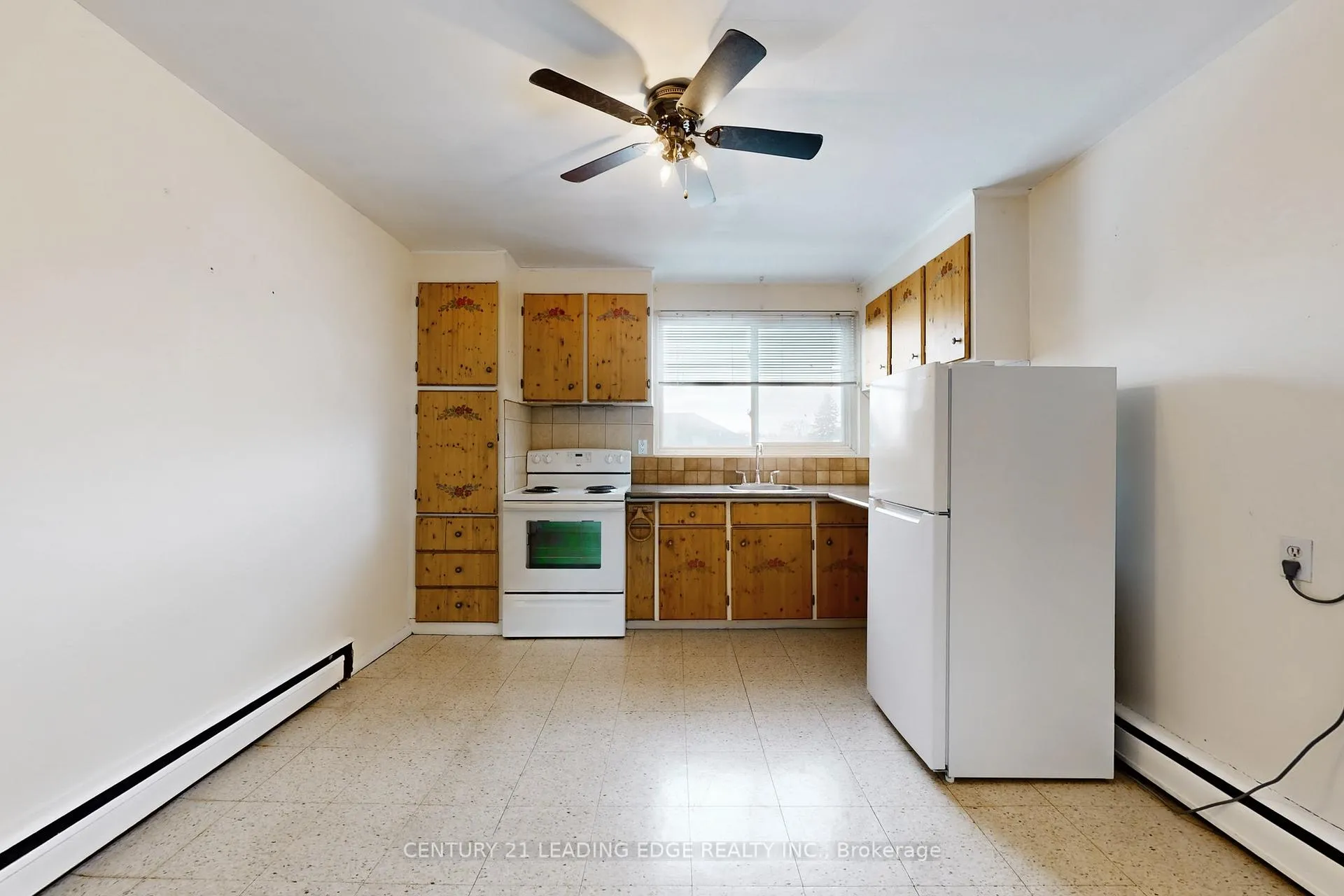 Photo 17 of Unit 6, 97 Elgin Street W, Oshawa, O'Neill — HOMEH
