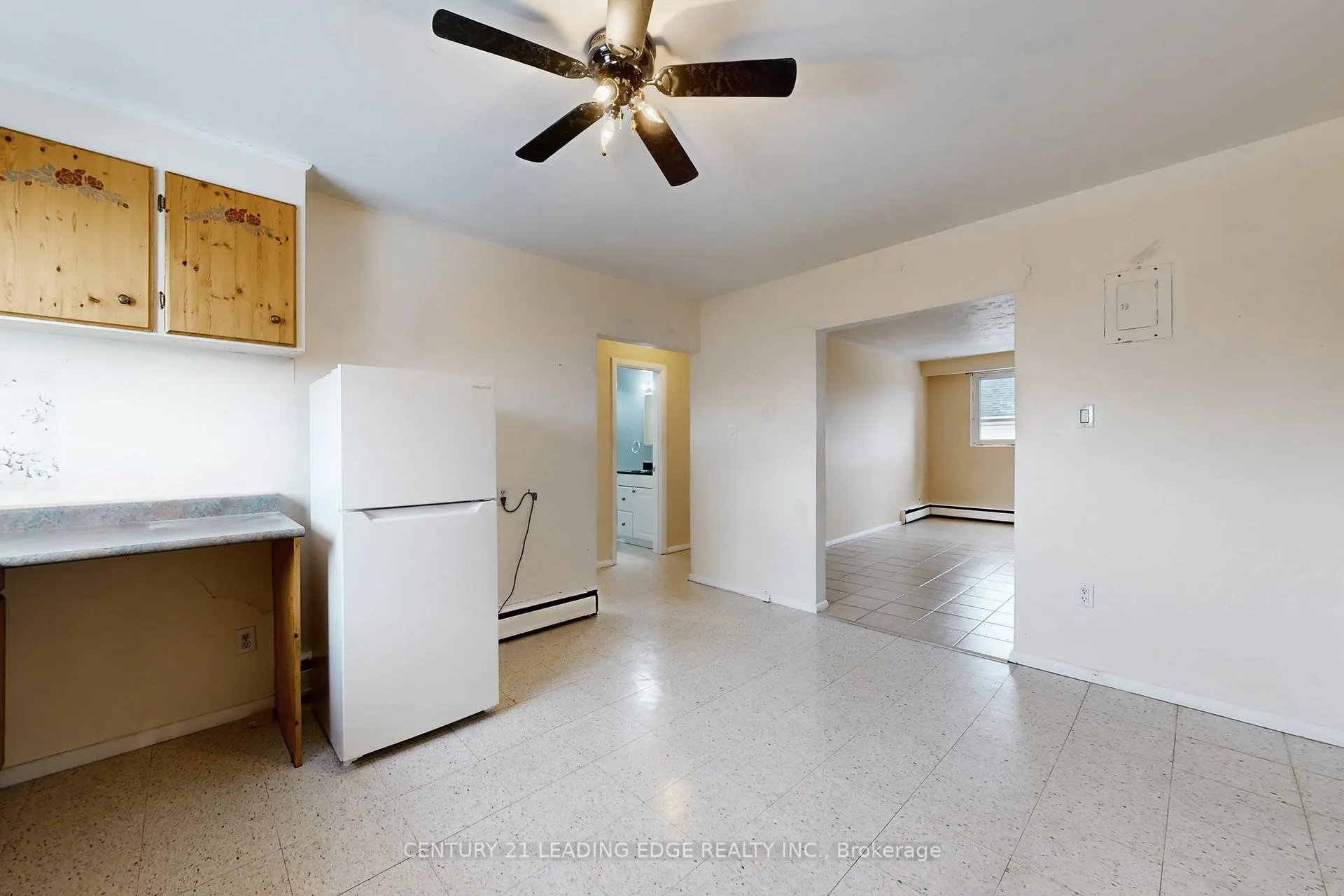 Photo 23 of Unit 6, 97 Elgin Street W, Oshawa, O'Neill — HOMEH